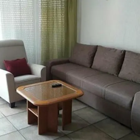 Analeo Apartment